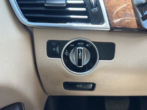 Used 2018 Mercedes-Benz GLE 350 4MATIC image 16