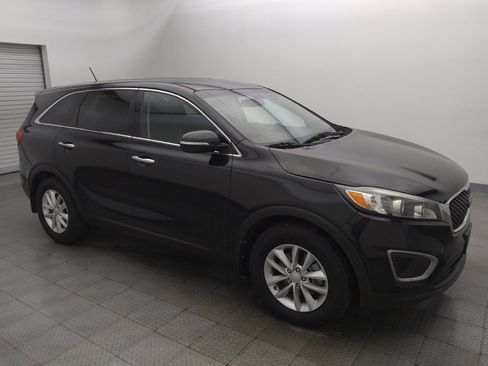 Used 2016 Kia Sorento L FWD image 11