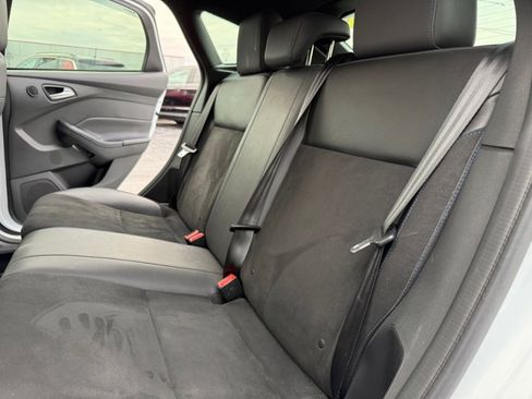 Used 2017 Ford Focus RS image 18