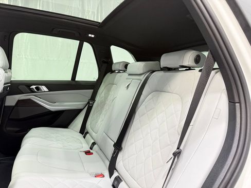 Used 2026 BMW X5 xDrive40i w/ Premium Package AWD/4WD image 19