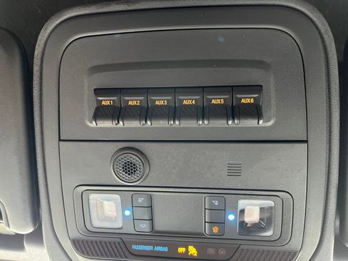 Used 2024 Ford Bronco Big Bend image 7