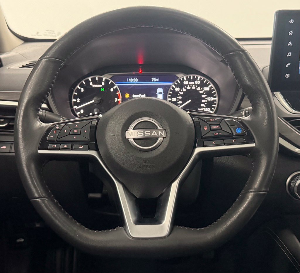 Used 2024 Nissan Altima 2.5 SL FWD image 16