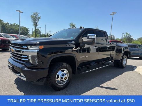 Used 2022 Chevrolet Silverado 3500 High Country AWD/4WD image 9