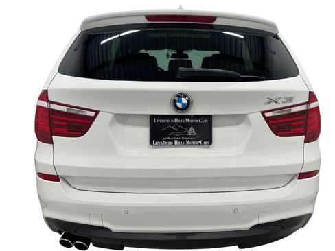 Used 2017 BMW X3 xDrive28i image 5