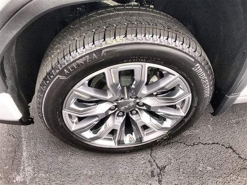 New 2026 GMC Sierra 1500 Denali image 10