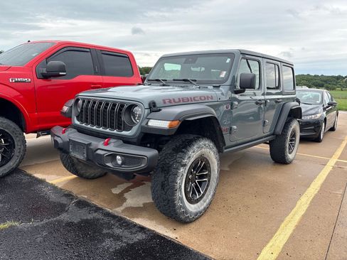 Used 2024 Jeep Wrangler Unlimited Rubicon w/ XTREMEE 35" Tire Package AWD/4WD image 1
