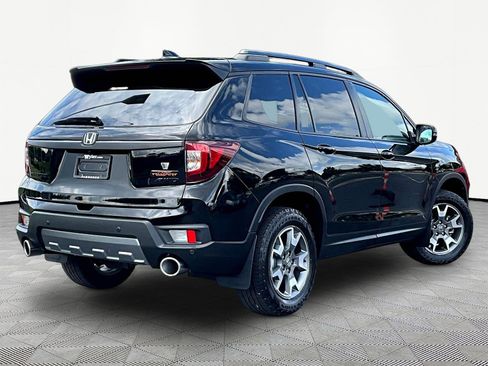 Used 2023 Honda Passport TrailSport image 6