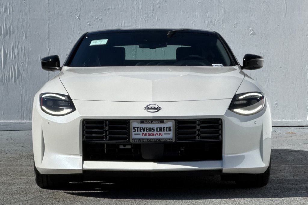 New 2026 Nissan Z Sport w/ Floor Mat Package RWD image 2