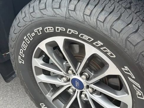 Used 2020 Ford F150 XLT w/ Equipment Group 302A Luxury AWD/4WD image 10