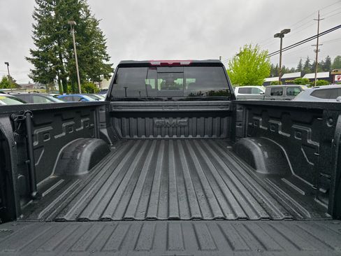 New 2025 GMC Sierra 3500 SLT w/ SLT Premium Package image 17