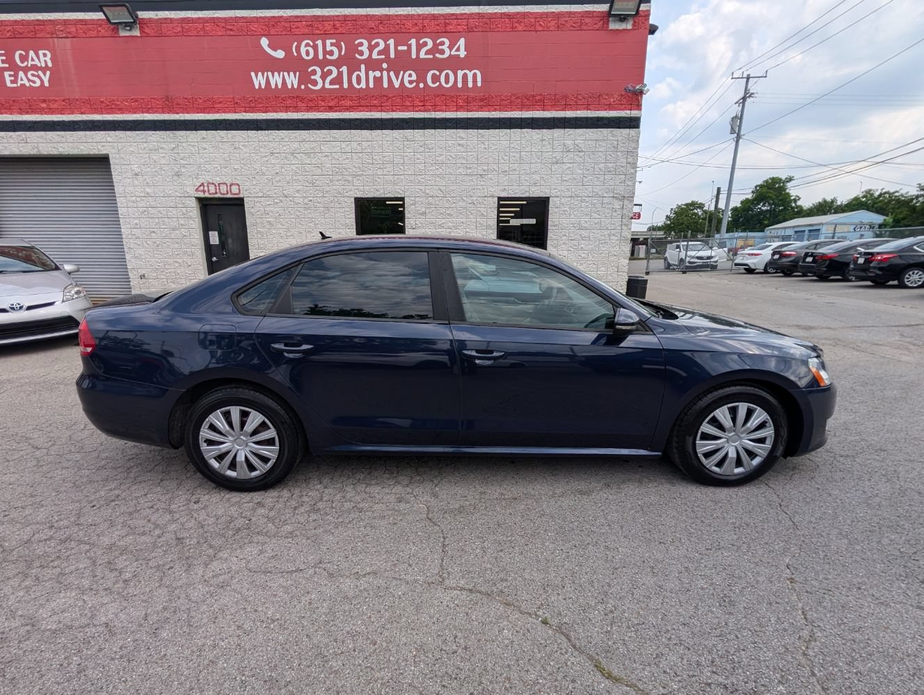 Used 2014 Volkswagen Passat 2.5 S FWD image 5