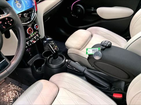 Used 2024 MINI Cooper S FWD image 19