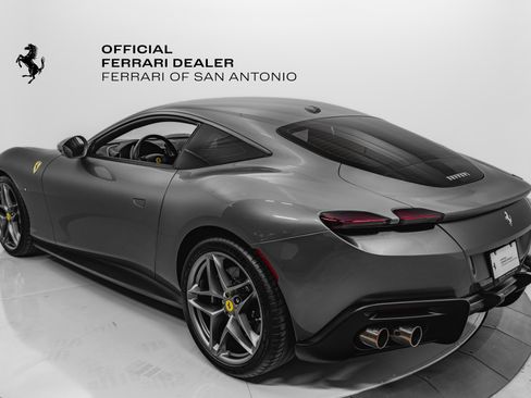 Certified 2022 Ferrari Roma image 2