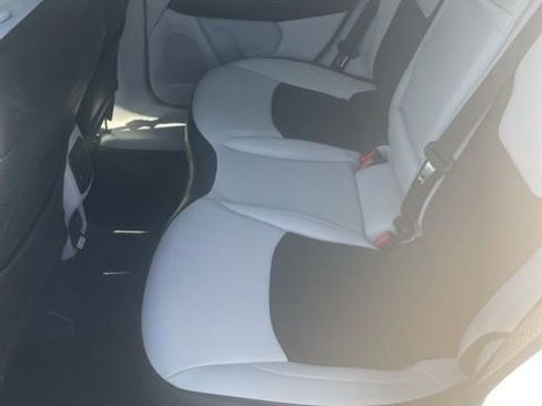 Used 2019 Jeep Compass Latitude image 11