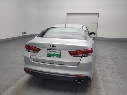 Used 2018 Kia Optima LX image 7