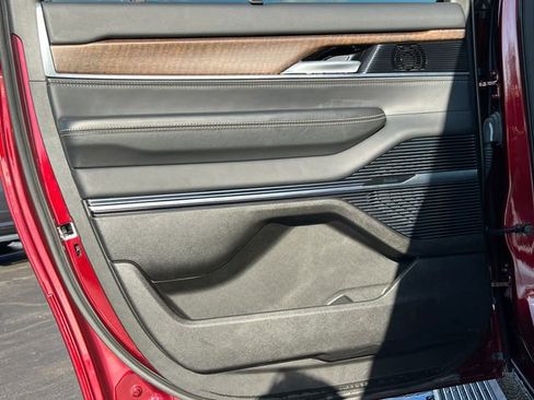 Certified 2024 Jeep Grand Wagoneer L 4x4 image 36