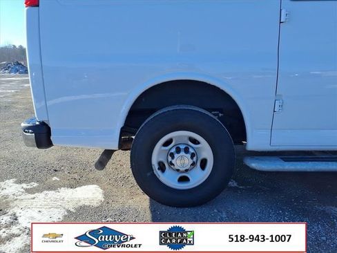 Used 2024 Chevrolet Express 2500 w/ Driver Convenience Package image 9