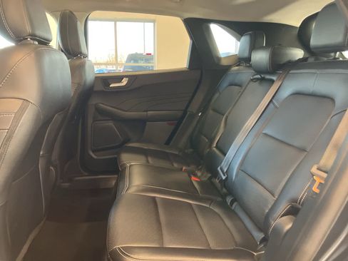 Used 2022 Ford Escape Titanium w/ Class II Trailer Tow Package image 28