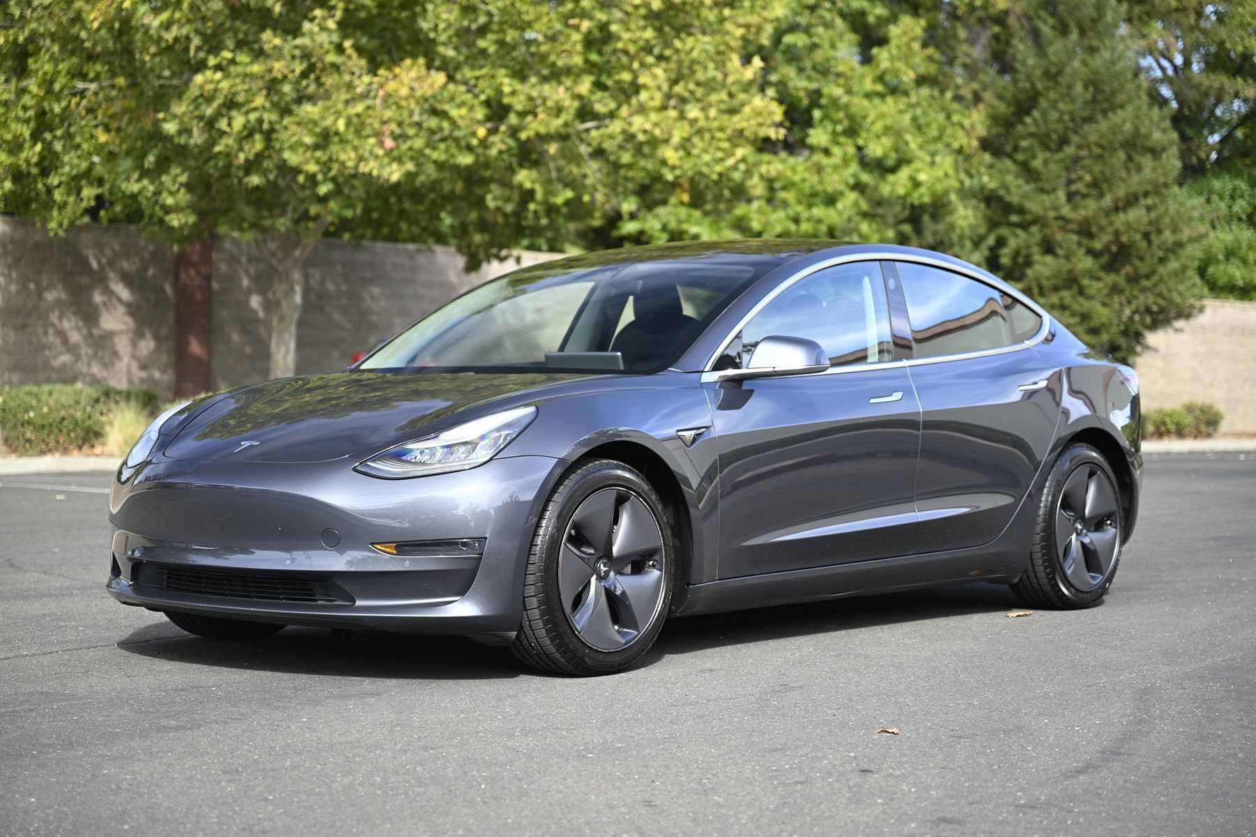 Used 2019 Tesla Model 3 Long Range AWD/4WD image 1
