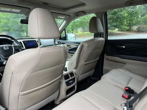 Used 2018 Honda Pilot EX-L image 14