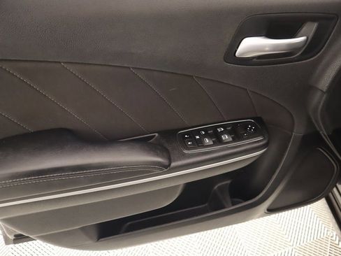 Used 2021 Dodge Charger SXT w/ Driver Convenience Group image 16