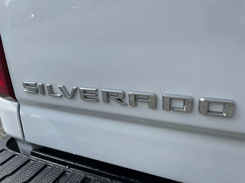 Used 2023 Chevrolet Silverado 2500 LT AWD/4WD image 10