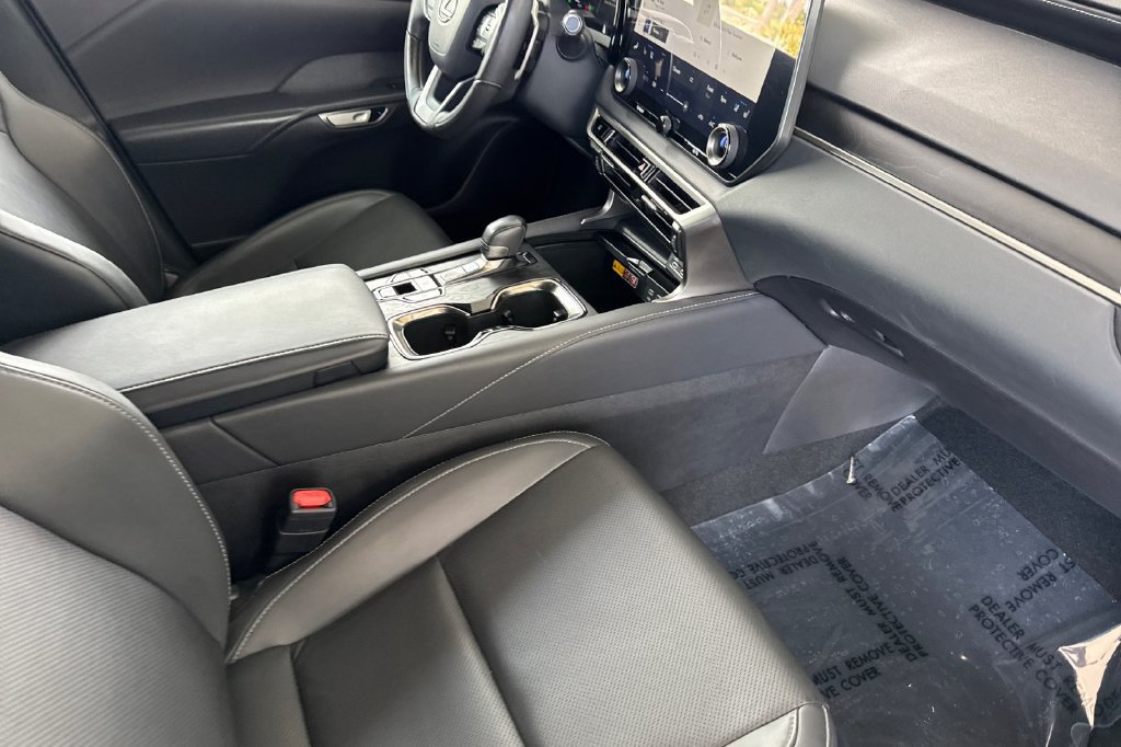 Used 2025 Lexus RX 350h w/ Convenience Package AWD/4WD image 18