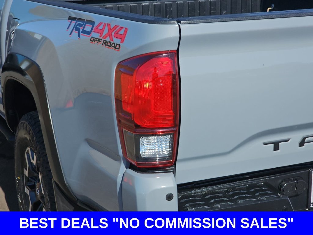 Used 2019 Toyota Tacoma TRD Off-Road AWD/4WD image 40