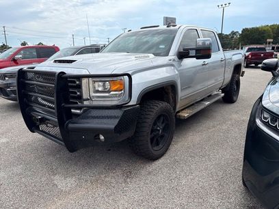 Used 2017 GMC Sierra 2500 SLT w/ Duramax Plus Package