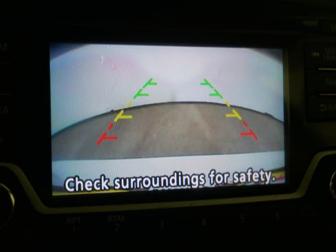 Used 2015 Nissan Juke S image 33