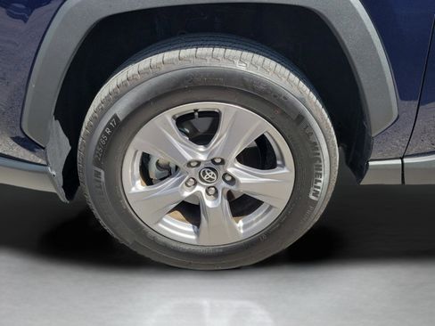 Used 2025 Toyota RAV4 XLE w/ Convenience Package FWD image 28