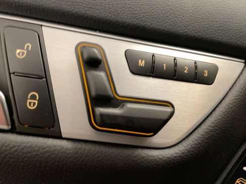 Used 2013 Mercedes-Benz C 250 C 250 Sport image 16