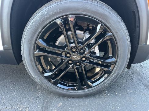 New 2026 Chevrolet Traverse LT w/ Driver Confidence Package image 30