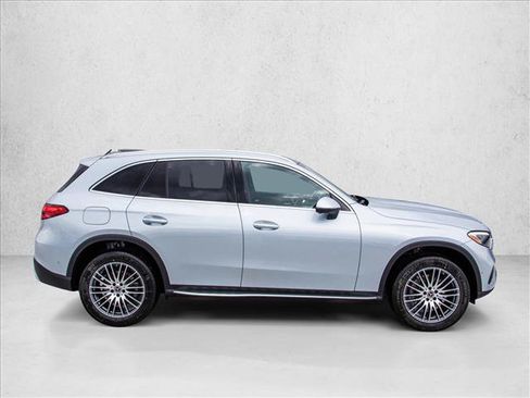 New 2026 Mercedes-Benz GLC 300 4MATIC image 4
