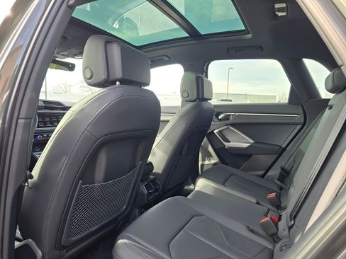 Certified 2025 Audi Q3 2.0T Premium w/ Convenience Package image 12