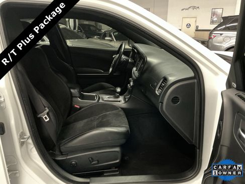 Used 2022 Dodge Charger R/T w/ Plus Group image 12