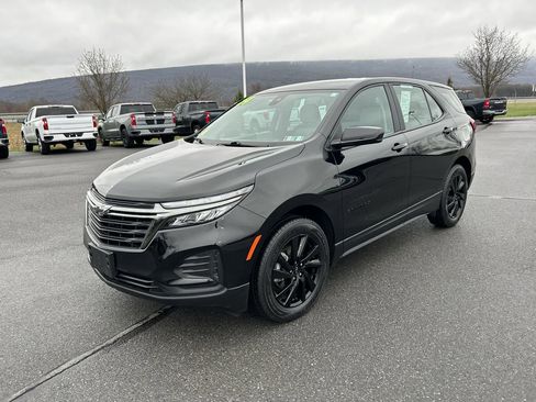 Used 2024 Chevrolet Equinox LS w/ Midnight Edition image 3