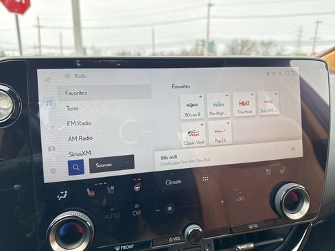 Used 2022 Lexus NX 350 AWD image 18