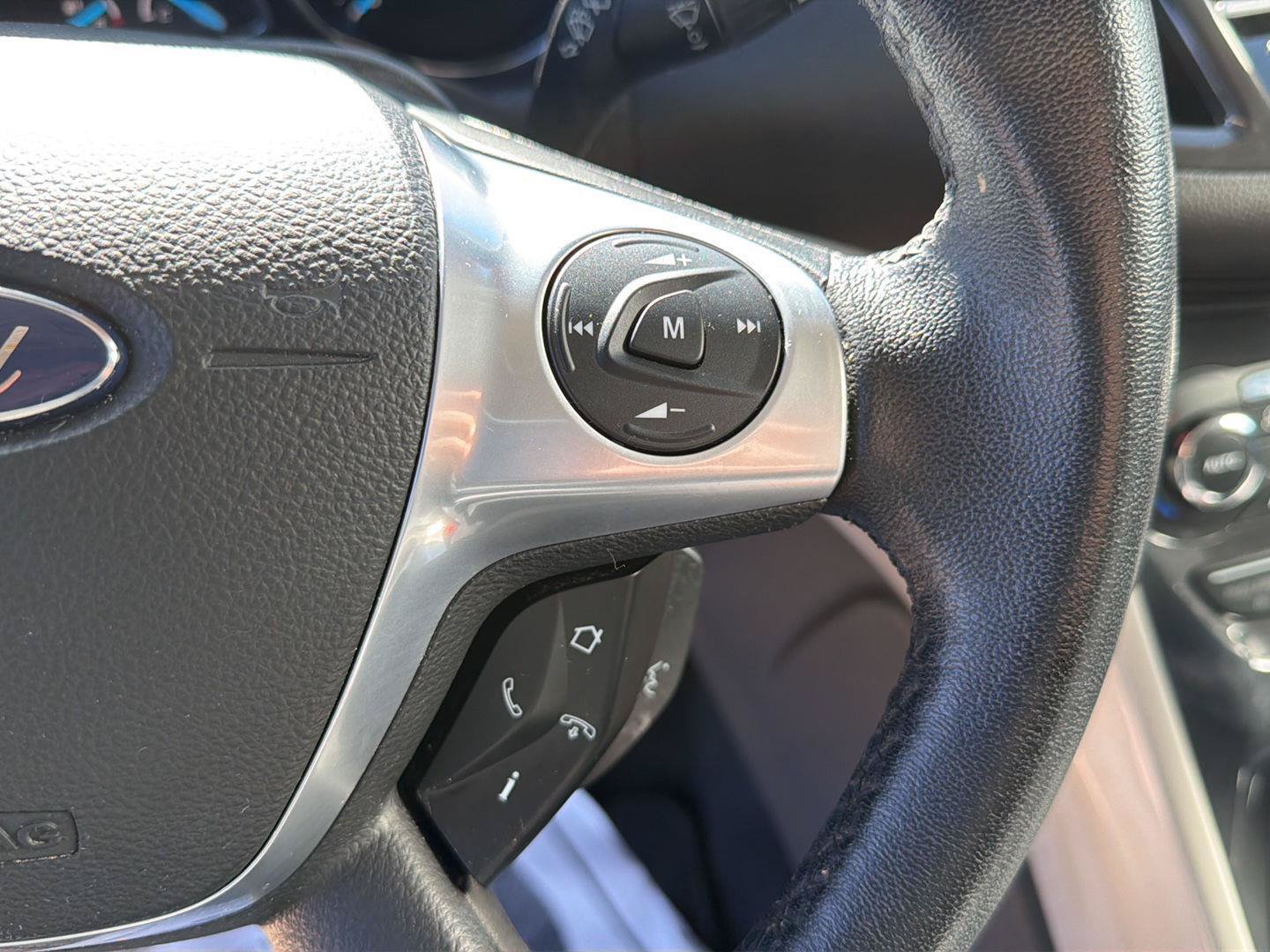 Used 2013 Ford Escape SEL AWD/4WD image 15
