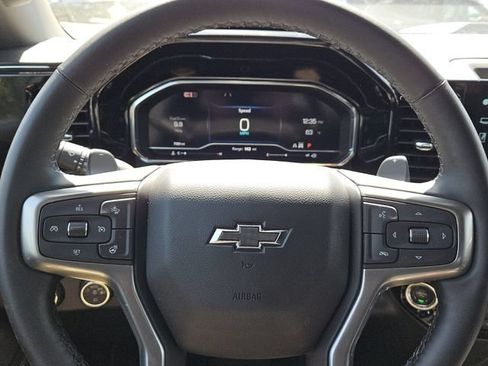 Used 2025 Chevrolet Silverado 1500 LT Trail Boss w/ Convenience Package II AWD/4WD image 20