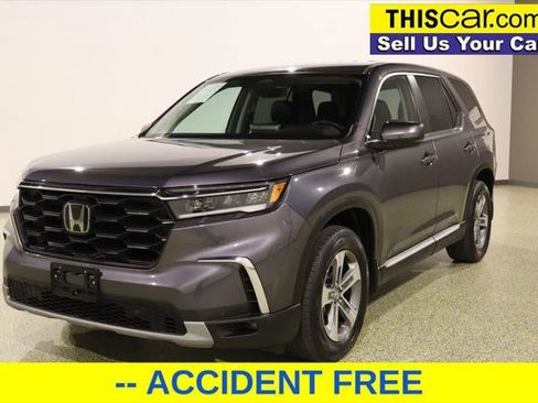 Used 2023 Honda Pilot EX-L image 3