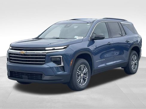 New 2026 Chevrolet Traverse LT image 7