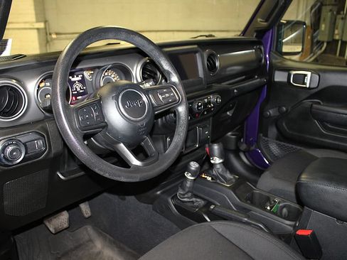 Certified 2023 Jeep Wrangler Sport AWD/4WD image 22