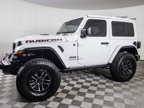 Used 2026 Jeep Wrangler Rubicon AWD/4WD image 9