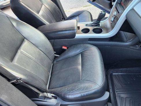 Used 2011 Ford Edge SEL w/ 202A Rapid Spec Order Code image 41