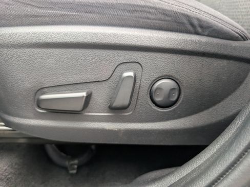 Used 2023 Hyundai Santa Fe SEL image 16