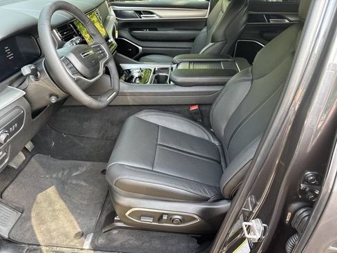 New 2026 Jeep Grand Wagoneer Limited AWD/4WD image 10