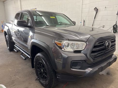 Used 2019 Toyota Tacoma SR w/ SX Package image 1