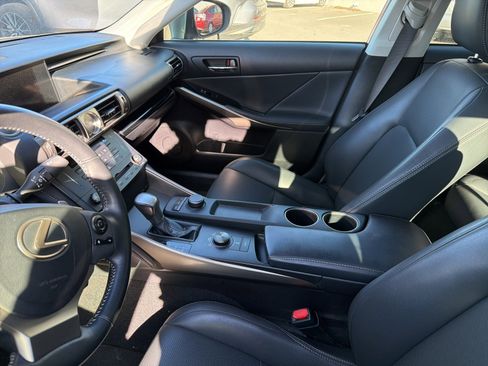 Used 2015 Lexus IS 250 image 5
