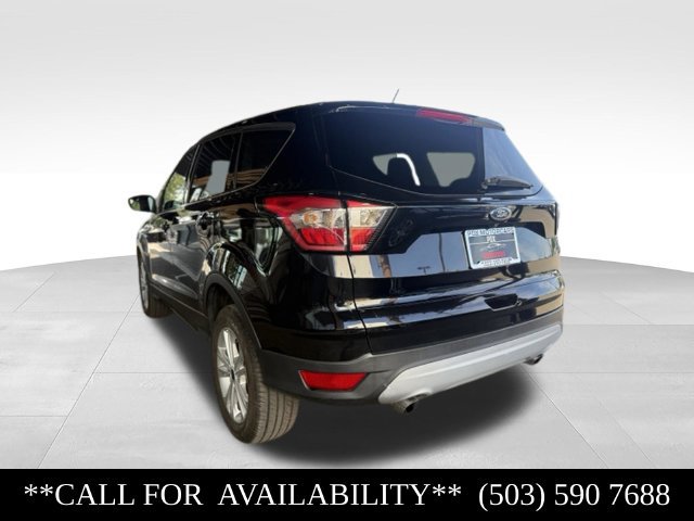 Used 2017 Ford Escape SE AWD/4WD image 3